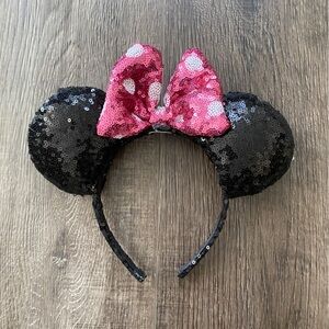 Disney Minnie Mouse ears
